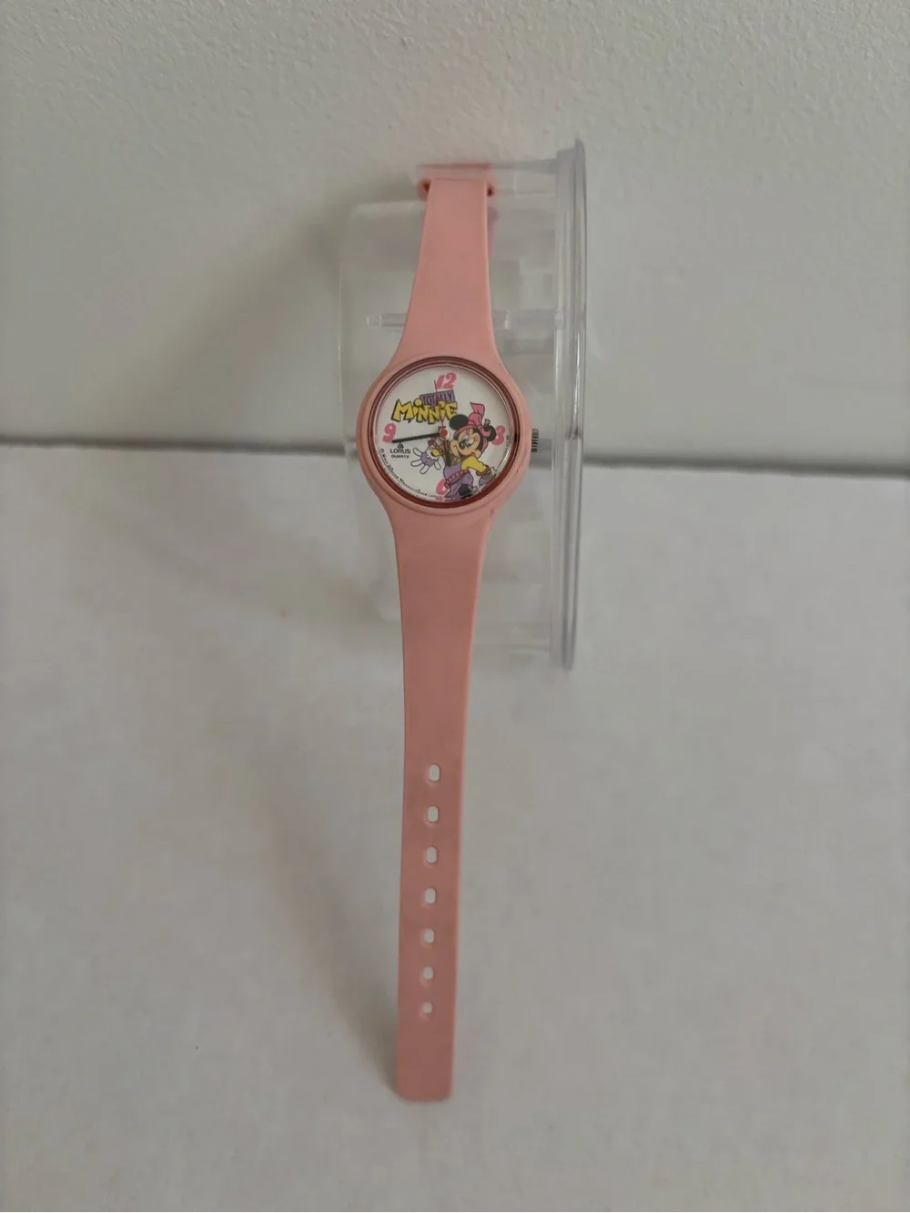Vintage Pink Childs Lorus Quartz Minnie Mouse Water Resistant Watch